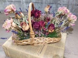 Květinová výzdoba Zámku Stvolínky